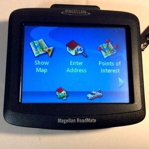 Magellan Road Mate Model 1200 US GPS & Car Charger